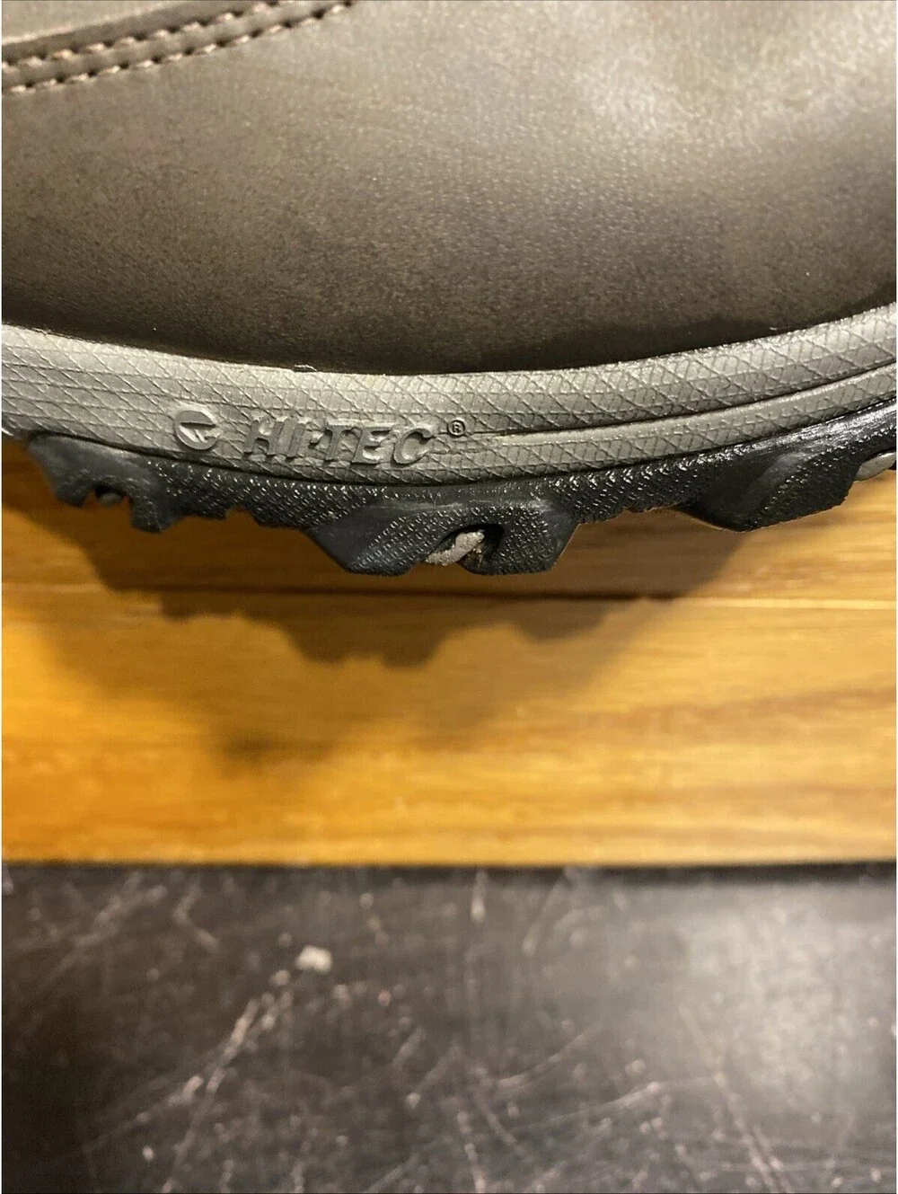 Hi-Tec Oakhurst Womens Hiking Boots Size 8
